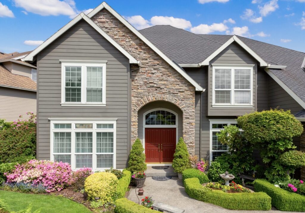 5 Effective Tips to Enhance Your Home’s Curb Appeal